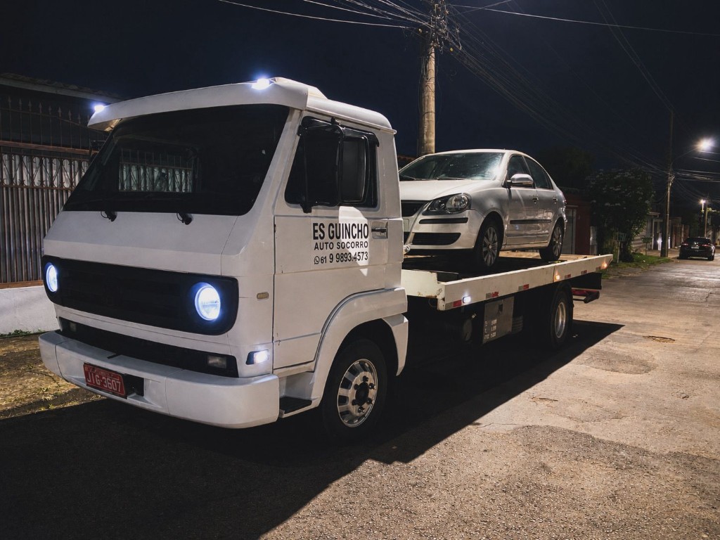 Atendimento noturno de guincho